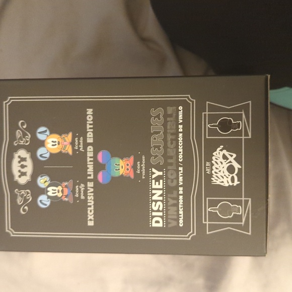 New in Box Disney Shorts Fanexpo Collectible - Picture 3 of 5